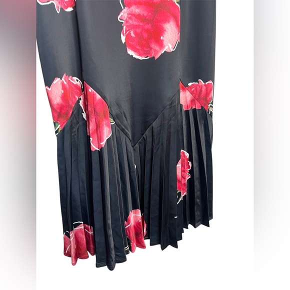 Anthropologie Adelyn Rae Sleeveless V-Neck Pleated Slip Midi Dress - Picture 6 of 10